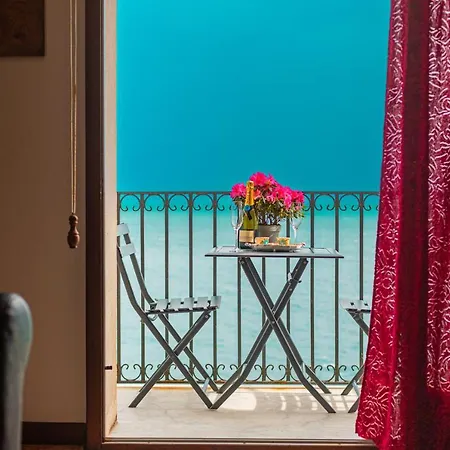 Jureka Sea View 2 * Чефалу