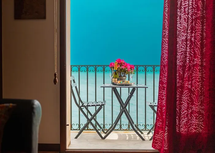 Jureka Sea View 2 * チェファル