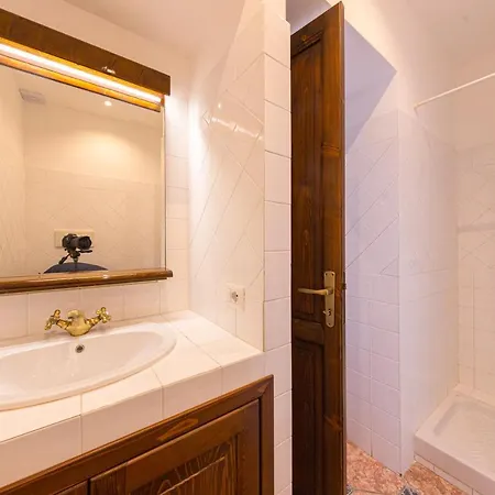 Jureka Sea View 2 شقة *