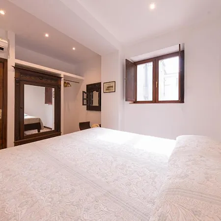 Jureka Sea View 2 아파트 *