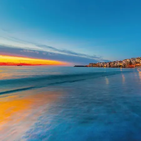 아파트 Jureka Sea View 2 *