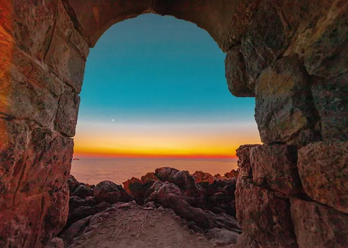 Jureka Sea View 2 * צ'פאלו